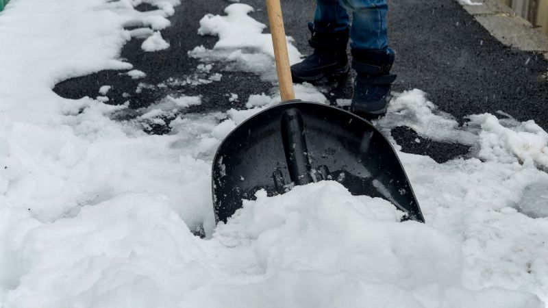 Snow Shoveling Service in Brooklyn, NY