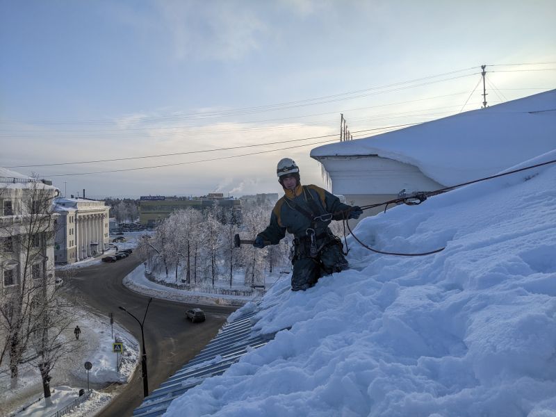Rooftop Snow Removal in Long Island, NY
